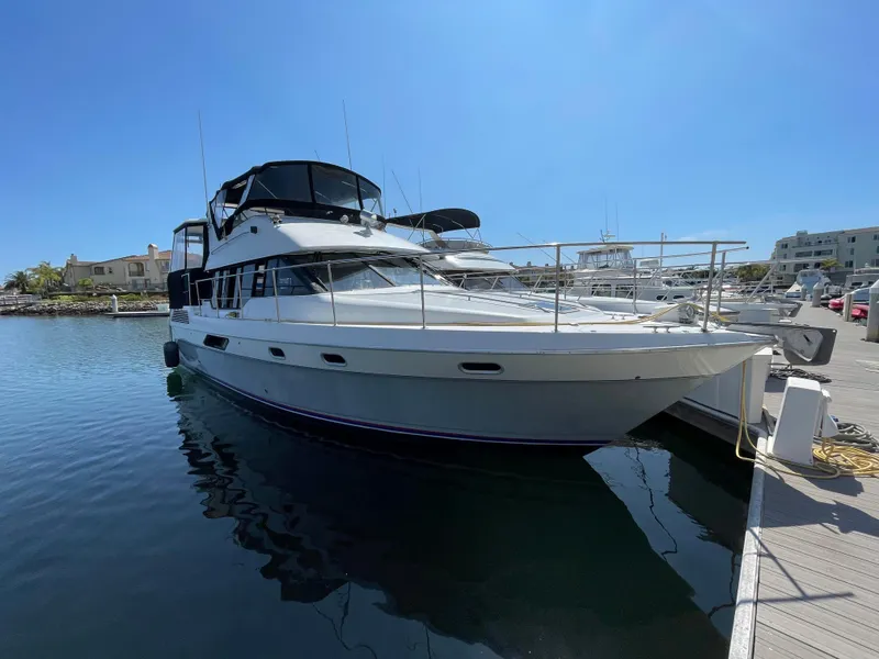 1991 Bayliner 4387 Motoryacht
