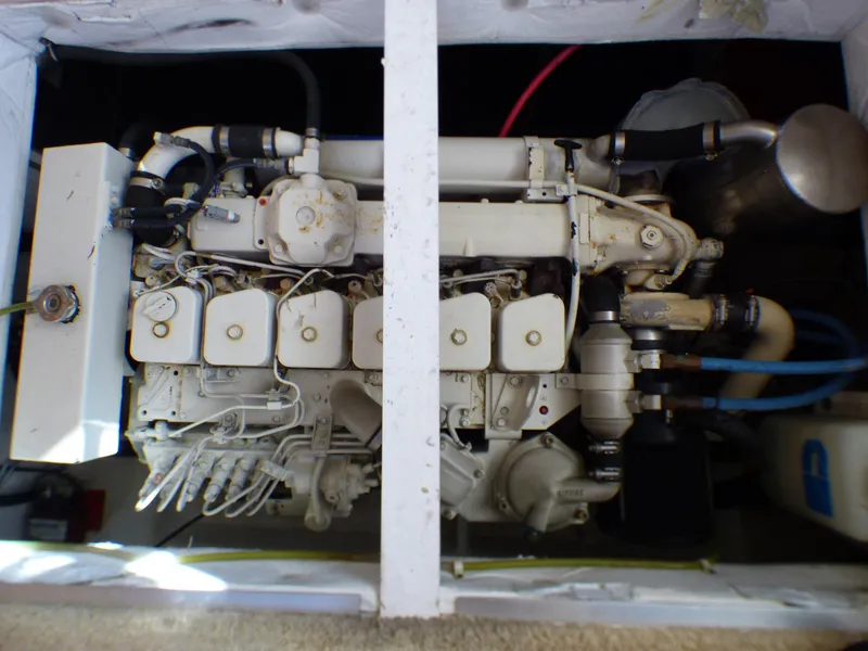 Cummins Diamond 330 Diesel