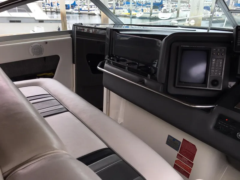 1990 Sea Ray Sundancer 350