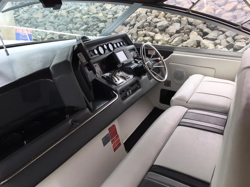 1990 Sea Ray Sundancer 350