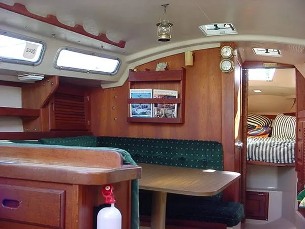 1984 Catalina Sloop