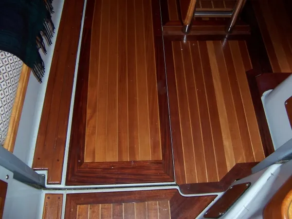 1990 MacGregor Pilothouse