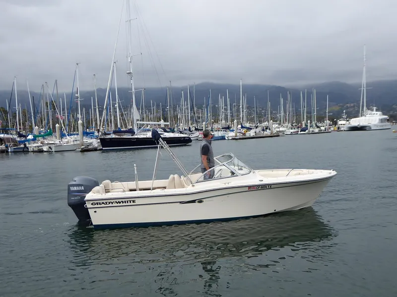 2011 Grady-White Freedom 205