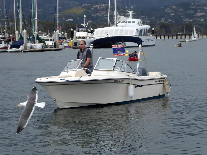 2011 Grady-White Freedom 205