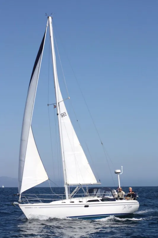 Catalina 34 MkII undersail