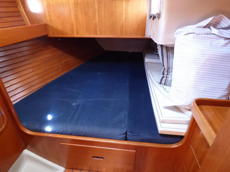 Aft Starboard Berth
