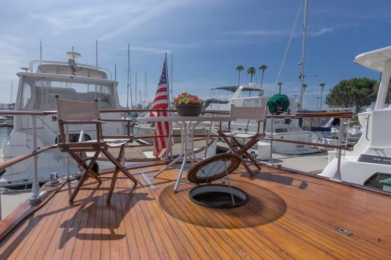 1958 Chris-Craft Constellation "Bull Nose"