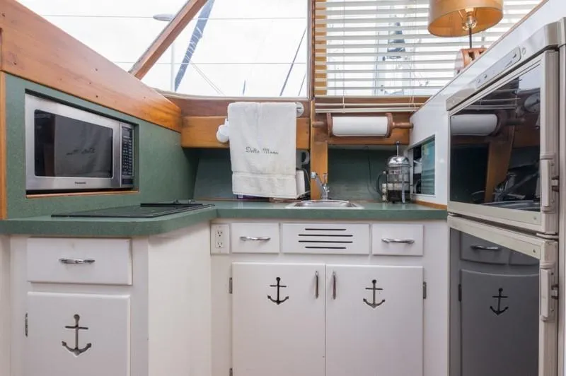 1958 Chris-Craft Constellation "Bull Nose"