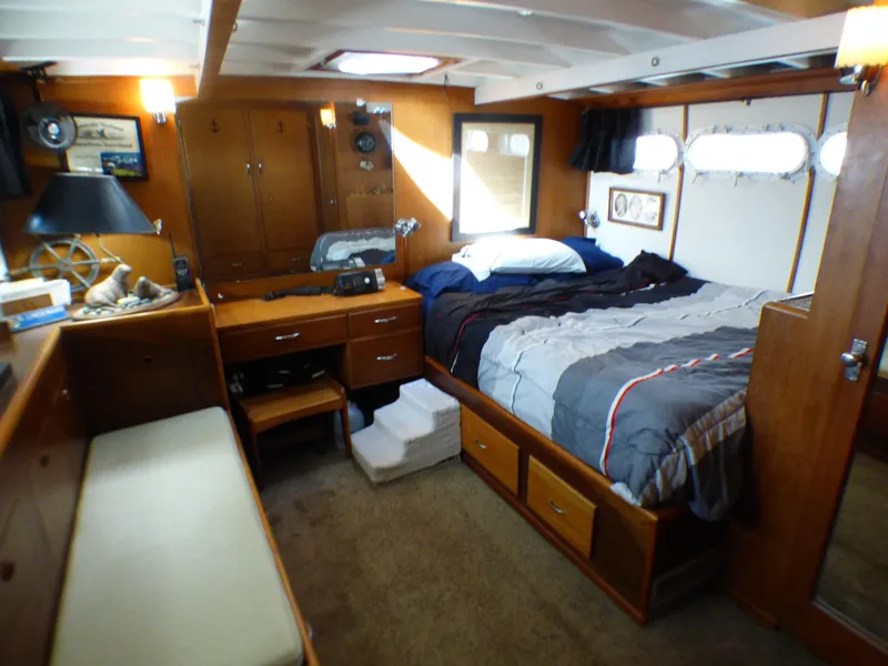 1958 Chris-Craft Constellation "Bull Nose"