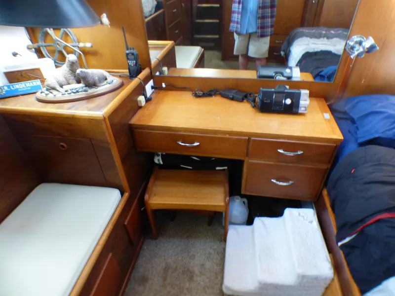 1958 Chris-Craft Constellation "Bull Nose"
