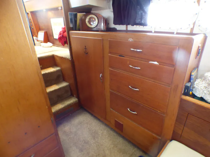 Aft Cabin Storage Cabinet