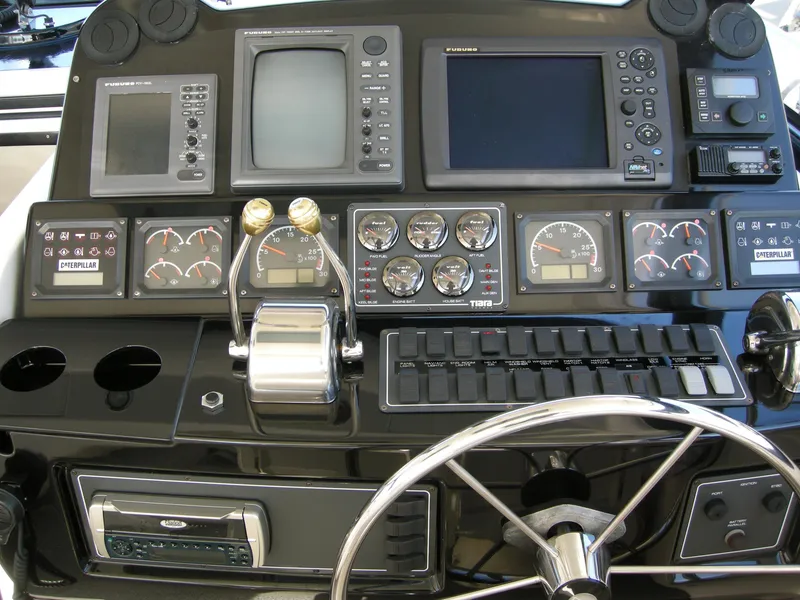 helm electronics