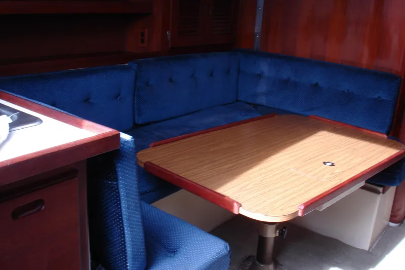 U shaped Dinette Table