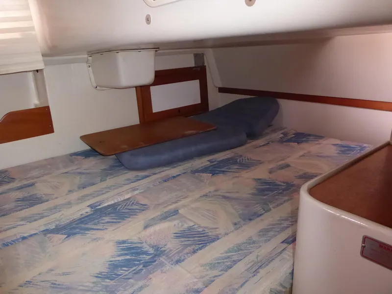 Aft Cabin 2
