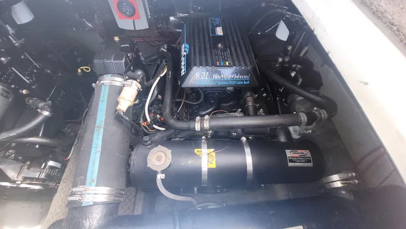 1993 Regal Commodore 400