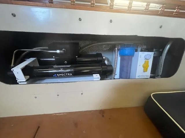 1982 Lancer Yachts Center Cockpit