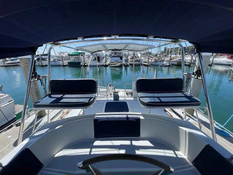 1982 Lancer Yachts Center Cockpit