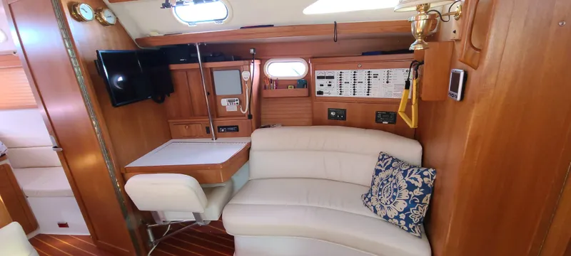 2000 Catalina 2 Cabin Centerline MK II
