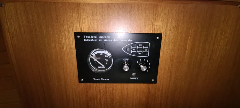2000 Catalina 2 Cabin Centerline MK II