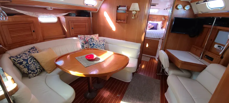 2000 Catalina 2 Cabin Centerline MK II