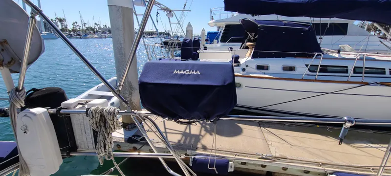 2000 Catalina 2 Cabin Centerline MK II