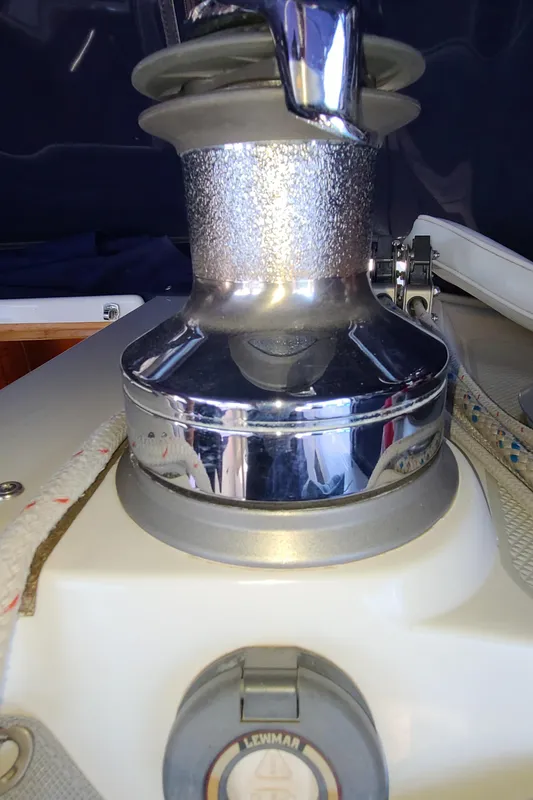 2000 Catalina 2 Cabin Centerline MK II