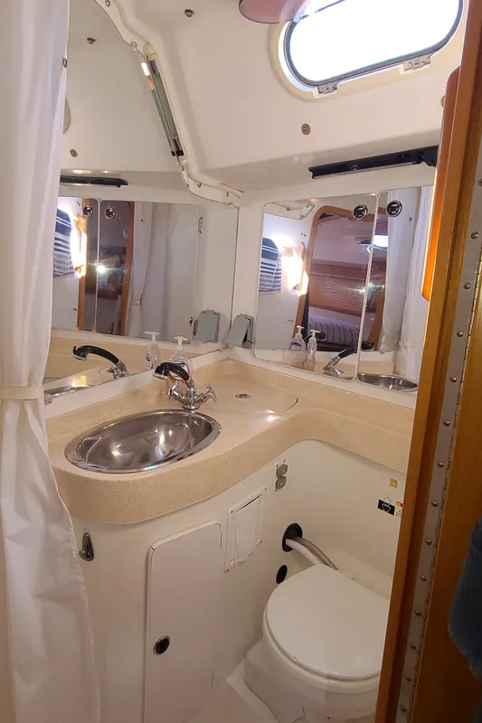 2000 Catalina 2 Cabin Centerline MK II