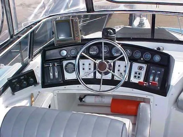 1988 Carver Mariner