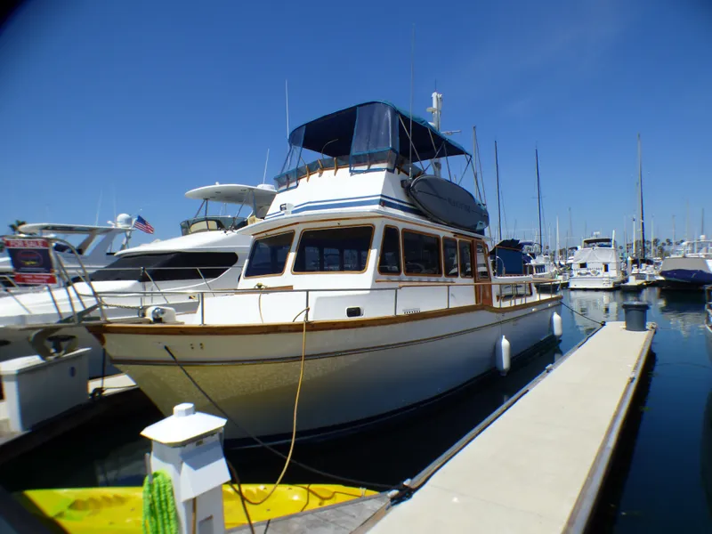 1979 Californian 42 LRC Flybridge Trawler