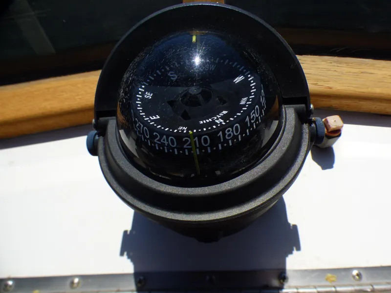 1979 Californian 42 LRC Flybridge Trawler