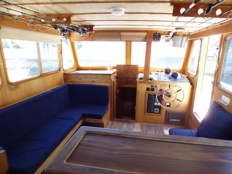 1979 Californian 42 LRC Flybridge Trawler