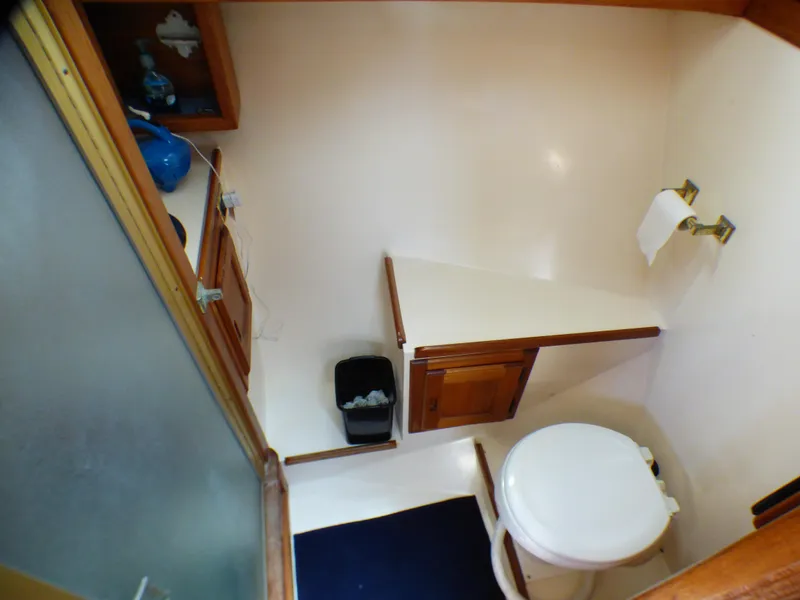 1979 Californian 42 LRC Flybridge Trawler