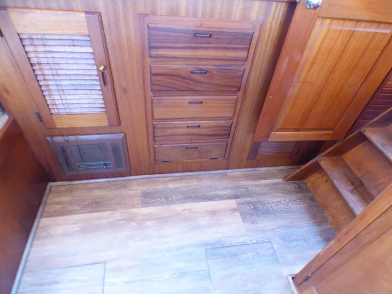 1979 Californian 42 LRC Flybridge Trawler