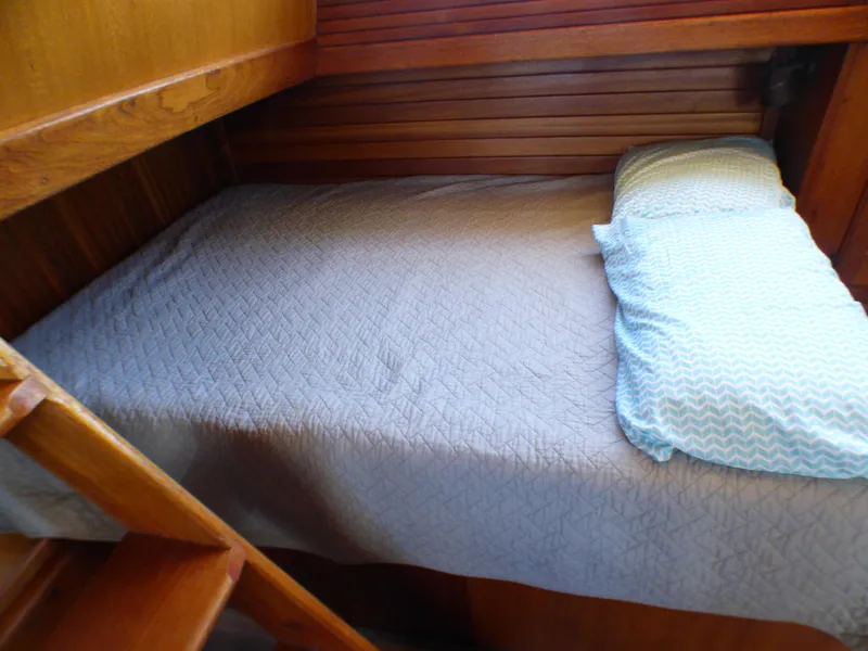 1979 Californian 42 LRC Flybridge Trawler