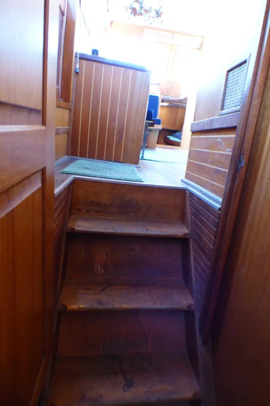 1979 Californian 42 LRC Flybridge Trawler