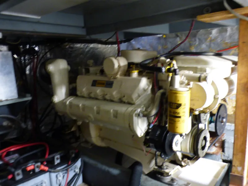 1979 Californian 42 LRC Flybridge Trawler