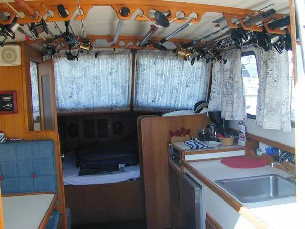 1979 Jeffries Craft Flybridge Sedan Sport Fisherman