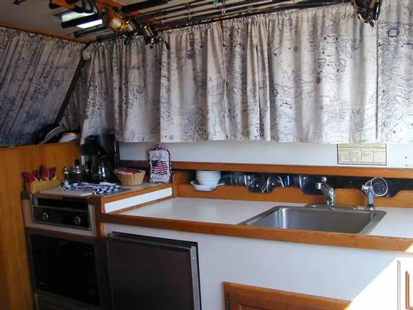 1979 Jeffries Craft Flybridge Sedan Sport Fisherman
