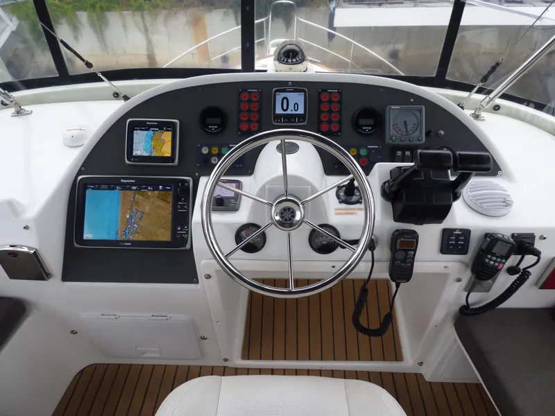 Flybridge Helm