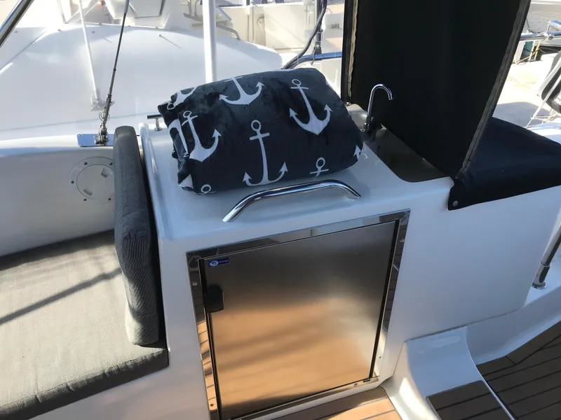 Flybridge Refrigerator