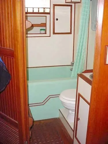 aft cabin head