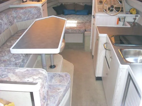 1996 Bayliner 2858 Ciera Command Bridge
