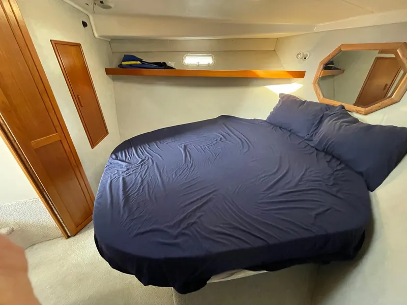 1994 Riviera 33 Flybridge
