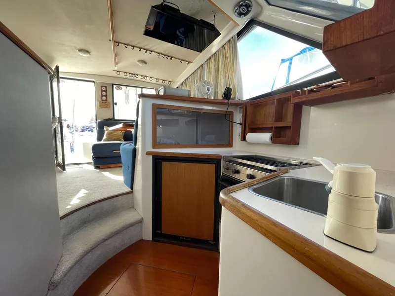 1994 Riviera 33 Flybridge
