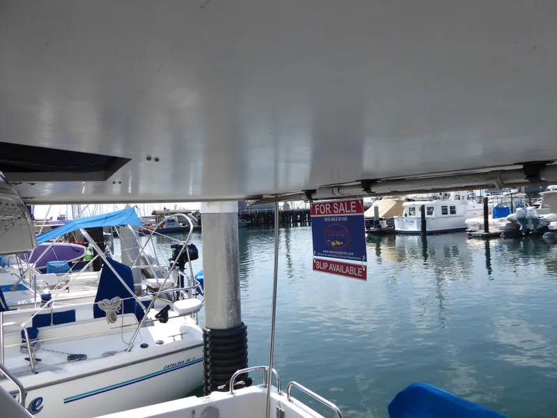 Aft deck hardtop