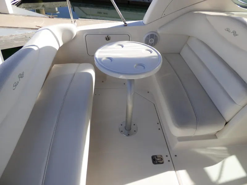 2004 Sea Ray Sundancer 280