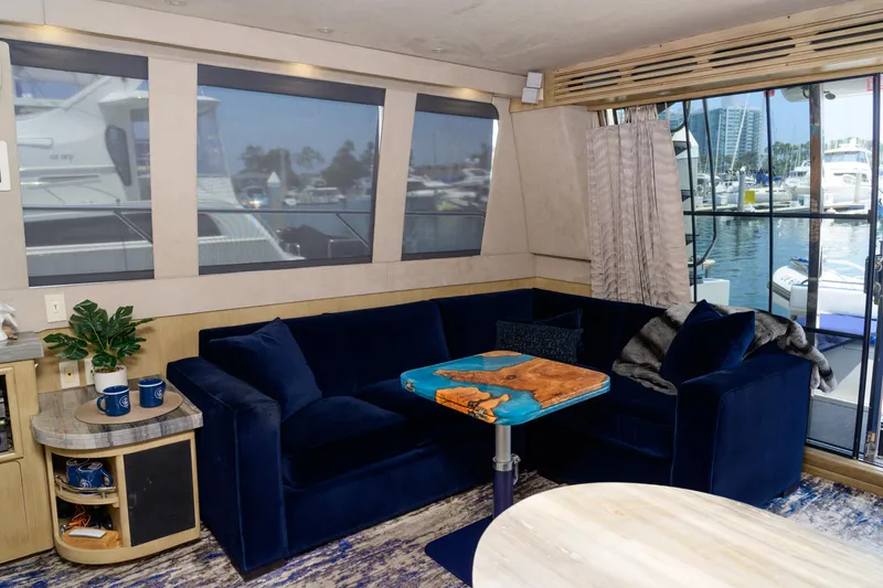 1999 Carver 530 Voyager Pilothouse