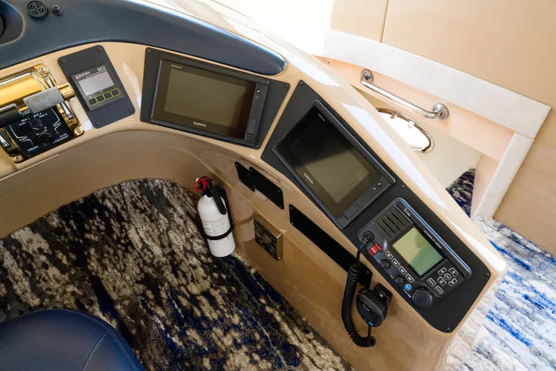 1999 Carver 530 Voyager Pilothouse