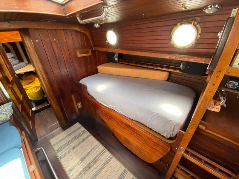 1976 Westsail 32