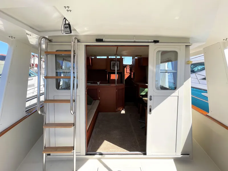 2002 Willard Marine 40 PilothouseTrawler